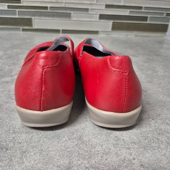 38 Essence by Naot Red Leather Mary Jane Shoes - Picture 4 of 7